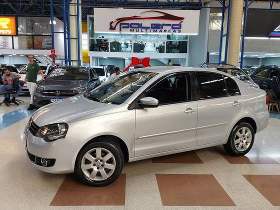 VOLKSWAGEN POLO SEDAN 1.6 MI 8V FLEX 4P MANUAL